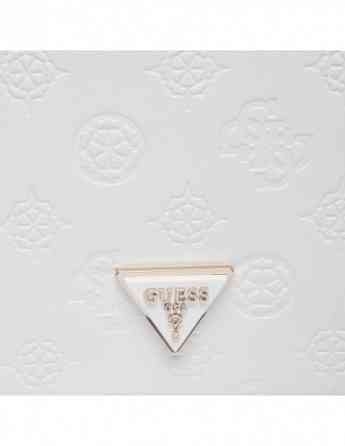 GUESS Тбилиси