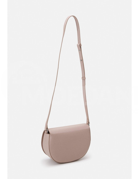 CALVIN KLEIN თბილისი - photo 2