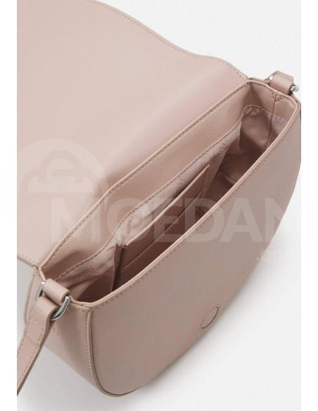 CALVIN KLEIN თბილისი - photo 3