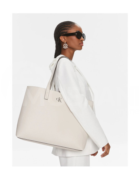 CALVIN KLEIN Tbilisi - photo 1