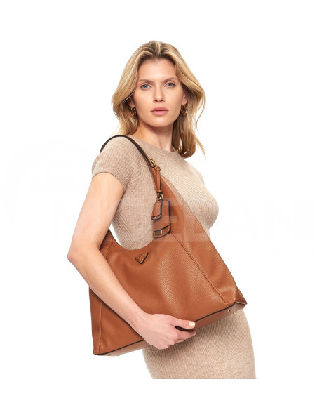 GUESS თბილისი - photo 1