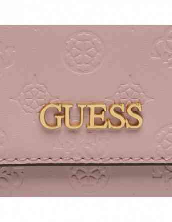 GUESS თბილისი