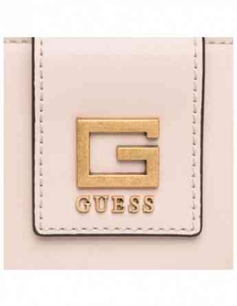 GUESS თბილისი