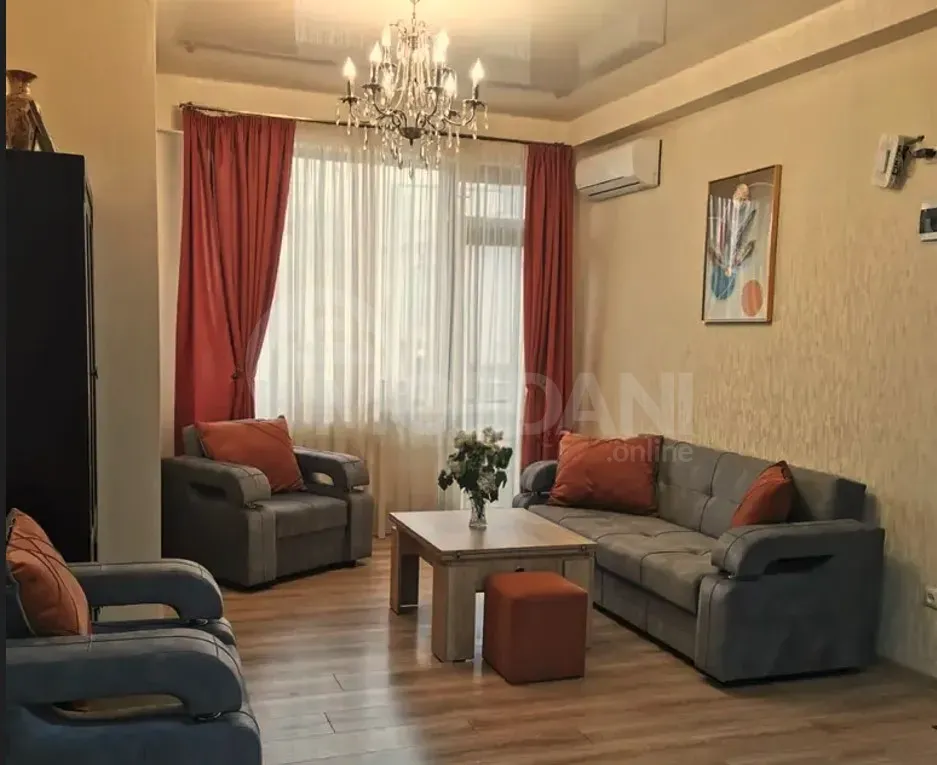 იყიდება 3 ოთახიანი ბინას 86მ² 1/4 სართ თბილისი - photo 1