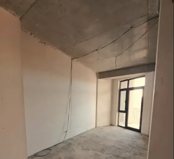 Продам 4-комн. квартиру 103м² 3/4 эт. Тбилиси