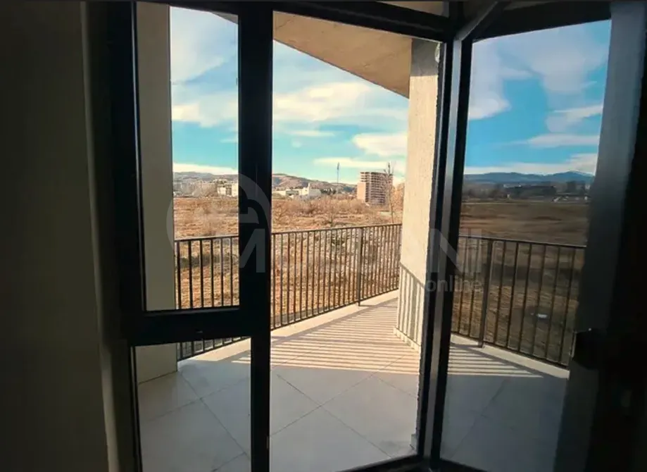 Продам 4-комн. квартиру 103м² 3/4 эт. Тбилиси - изображение 5