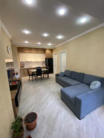 Продам 4-комн. квартиру 77м² 4/14 эт. Тбилиси