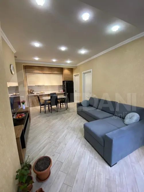 Продам 4-комн. квартиру 77м² 4/14 эт. Тбилиси - изображение 1