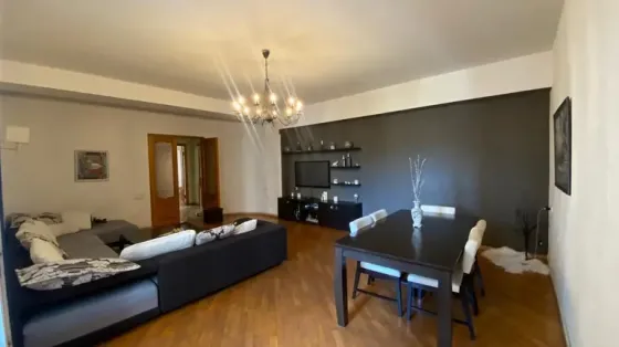 Продам 5-комн. квартиру 205м² 4/10 эт. Тбилиси