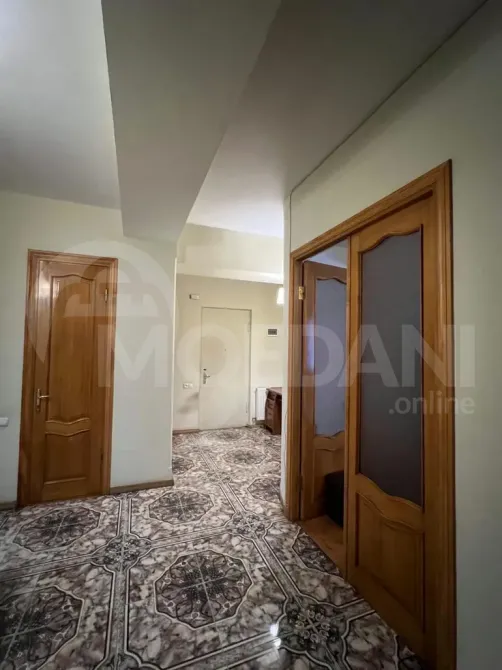 Продам 5-комн. квартиру 205м² 4/10 эт. Тбилиси - изображение 3