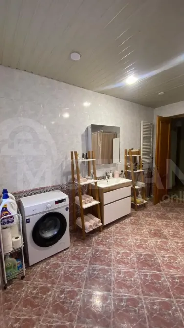 Продам 5-комн. квартиру 205м² 4/10 эт. Тбилиси - изображение 5