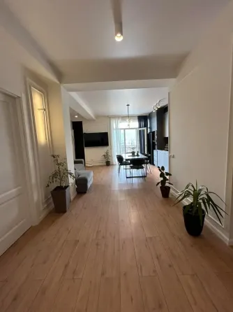 Продам 4-комн. квартиру 120м² 8/11 эт. Тбилиси