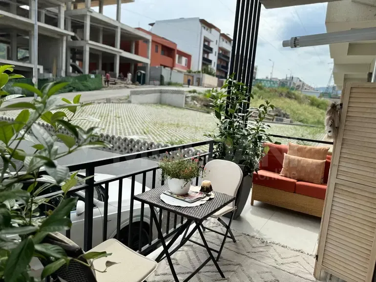 იყიდება 3 ოთახიანი ბინას 76მ² 1/4 სართ თბილისი - photo 9