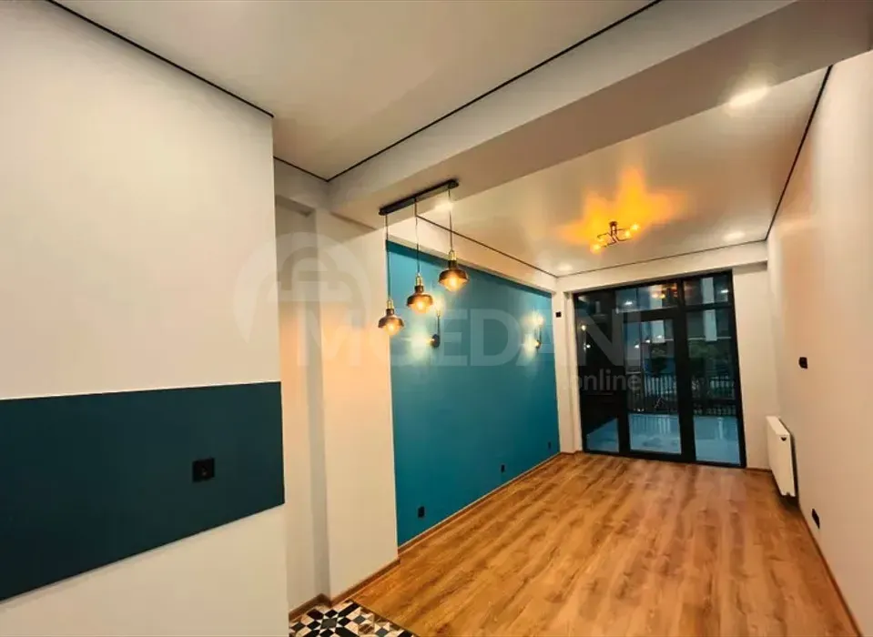 Продам 2-комн. квартиру 75м² 2/5 эт. Тбилиси - изображение 1