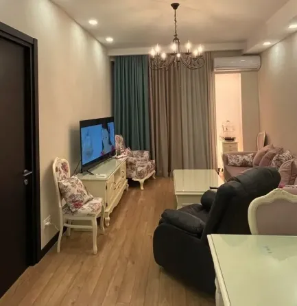 Сдам 2-комн. квартиру 75м² 4/12 эт. Тбилиси