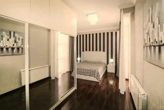 ქირავდება 3 ოთახიანი ბინა 100მ² 4/12 სართ თბილისი