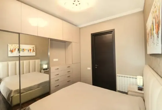 ქირავდება 3 ოთახიანი ბინა 100მ² 4/12 სართ თბილისი