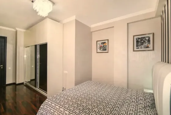 ქირავდება 3 ოთახიანი ბინა 100მ² 4/12 სართ თბილისი