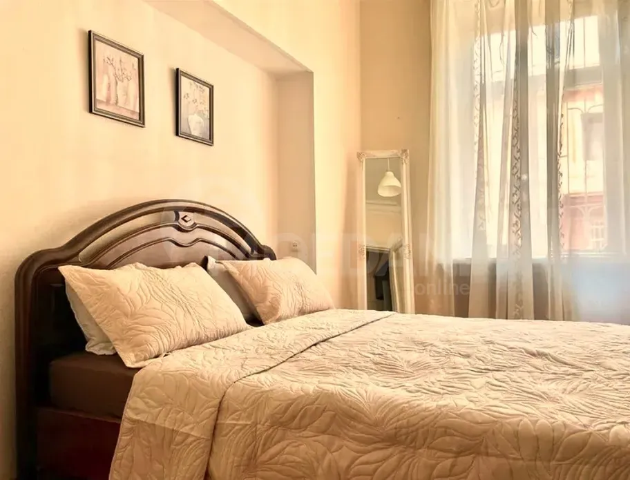 Apartments For Rent two-room 55м² 1/3 floor Tbilisi - photo 2