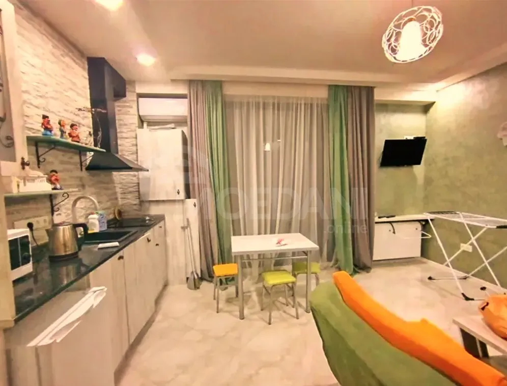 Apartments For Rent two-room 47м² 4/7 floor Tbilisi - photo 2