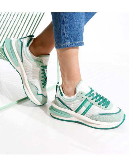 Tommy Jeans - TJW NEW TECH RUNNER თბილისი - photo 1