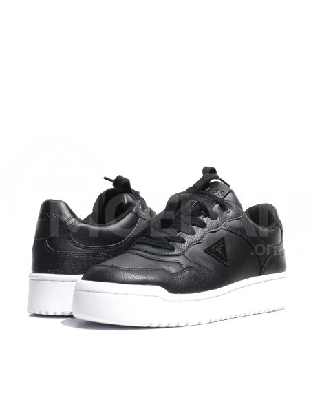 GUESS თბილისი - photo 1