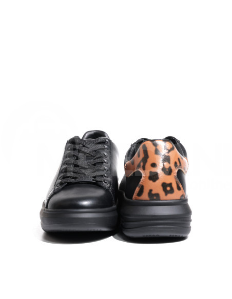 GUESS თბილისი - photo 6