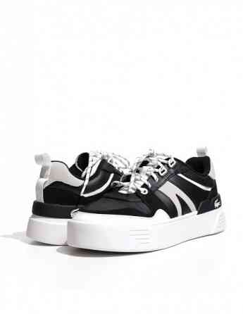 Lacoste - L002 222 8 SFA BLK/WHT Tbilisi