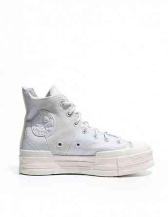 Converse - CHUCK 70 PLUS Tbilisi