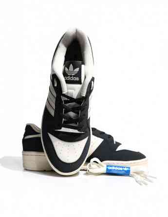 Adidas - Rivalry Low W Tbilisi