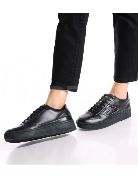 GUESS Тбилиси - изображение 2