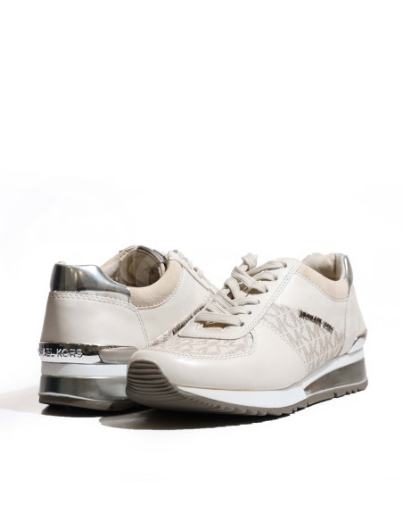 Michael Michael Kors თბილისი - photo 2