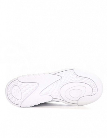 Lacoste - Women's Game Advance Luxe Leather Sneakers Тбилиси - изображение 7