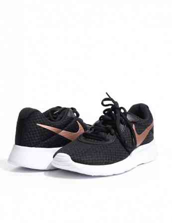 NIKE - WMNS NIKE TANJUN Tbilisi