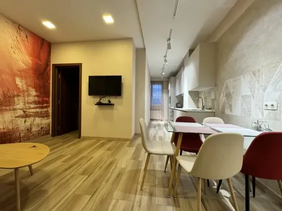 ქირავდება 2 ოთახიანი ბინა 59მ² 9/10 სართ თბილისი