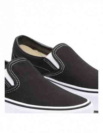 VANS - CLASSIC SLIP-ON PLATFORM SHOES თბილისი