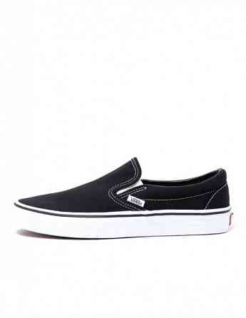 VANS - Classic Slip-On Tbilisi