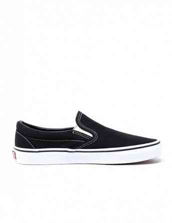 VANS - Classic Slip-On Tbilisi