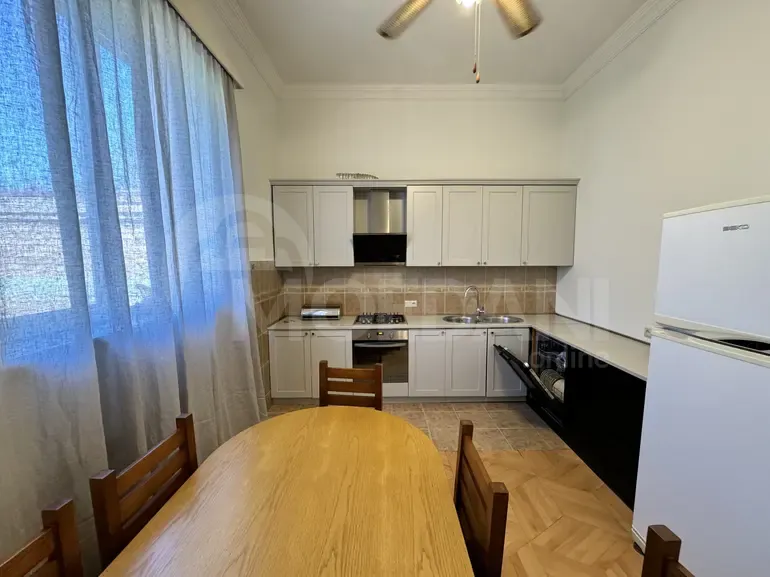 Apartments For Rent five-room 170м² 2/4 floor Tbilisi - photo 8