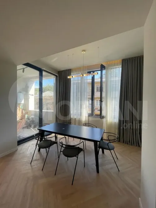 ქირავდება 3 ოთახიანი ბინა 115მ² 4/5 სართ თბილისი - photo 1