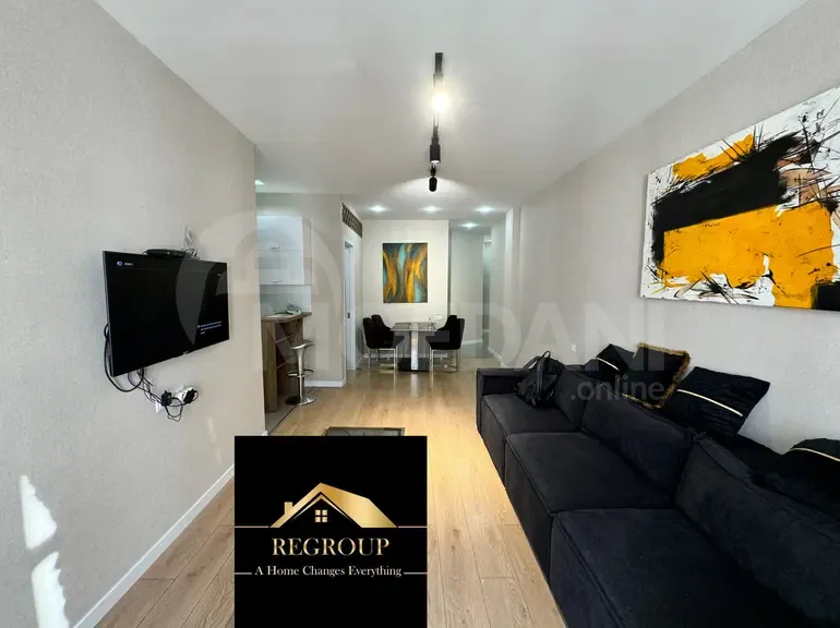 ქირავდება 3 ოთახიანი ბინა 90მ² 9/12 სართ თბილისი - photo 1