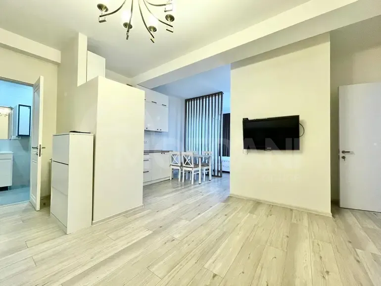 ქირავდება 4 ოთახიანი ბინა 100მ² 16/17 სართ თბილისი - photo 10