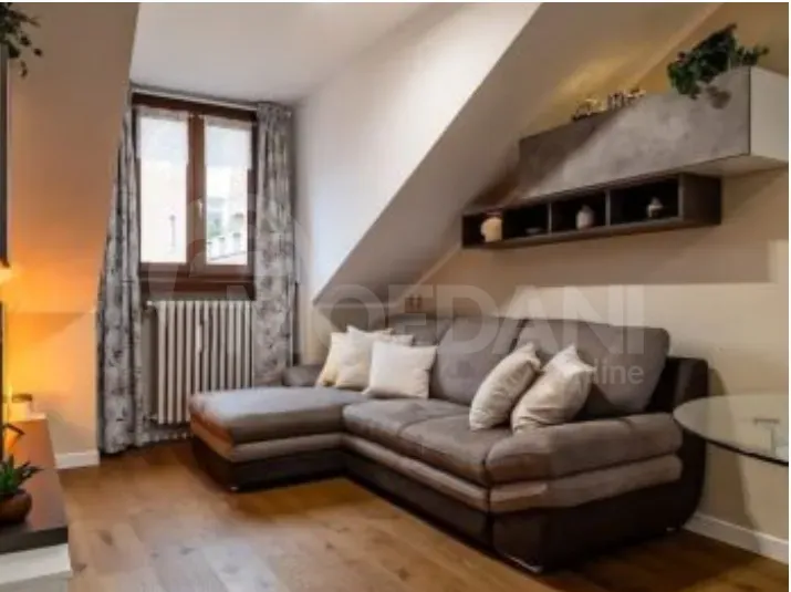 ქირავდება 3 ოთახიანი ბინა 65მ² 8/8 სართ თბილისი - photo 1