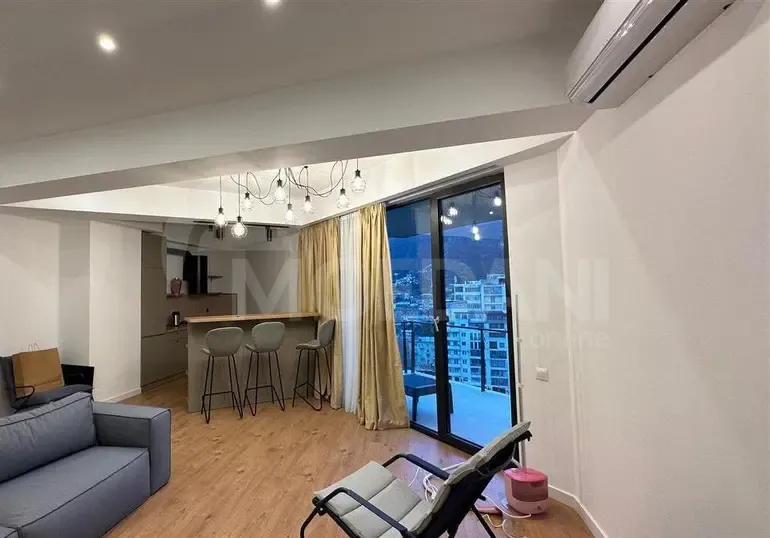 ქირავდება 3 ოთახიანი ბინა 127მ² 16/20 სართ თბილისი - photo 8