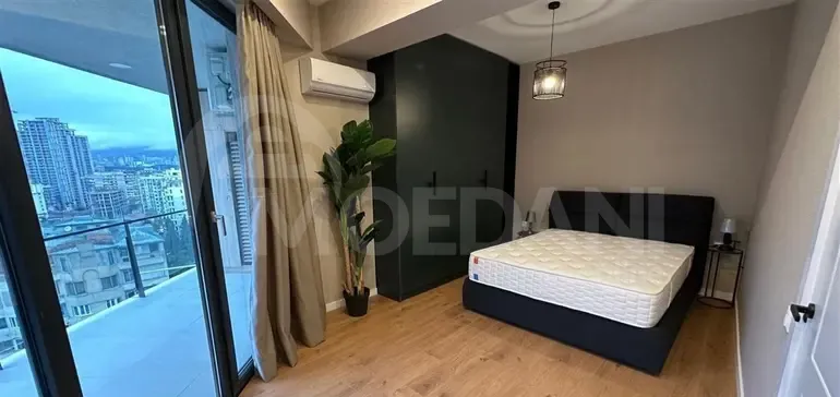 ქირავდება 3 ოთახიანი ბინა 127მ² 16/20 სართ თბილისი - photo 1