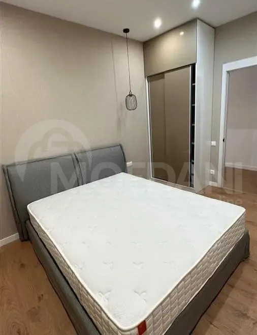 ქირავდება 3 ოთახიანი ბინა 127მ² 16/20 სართ თბილისი - photo 3