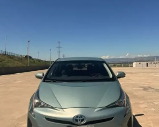 Toyota Prius 2016 თბილისი