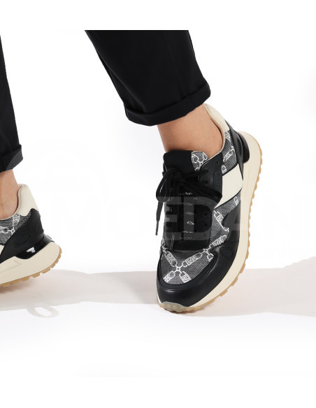 MICHAEL KORS თბილისი - photo 2