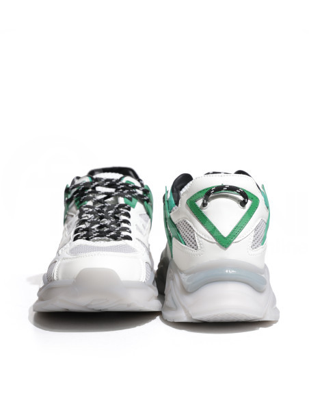 GUESS თბილისი - photo 6