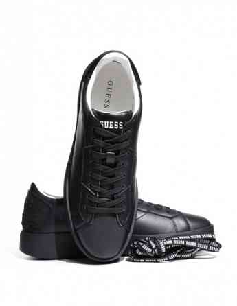 GUESS Тбилиси